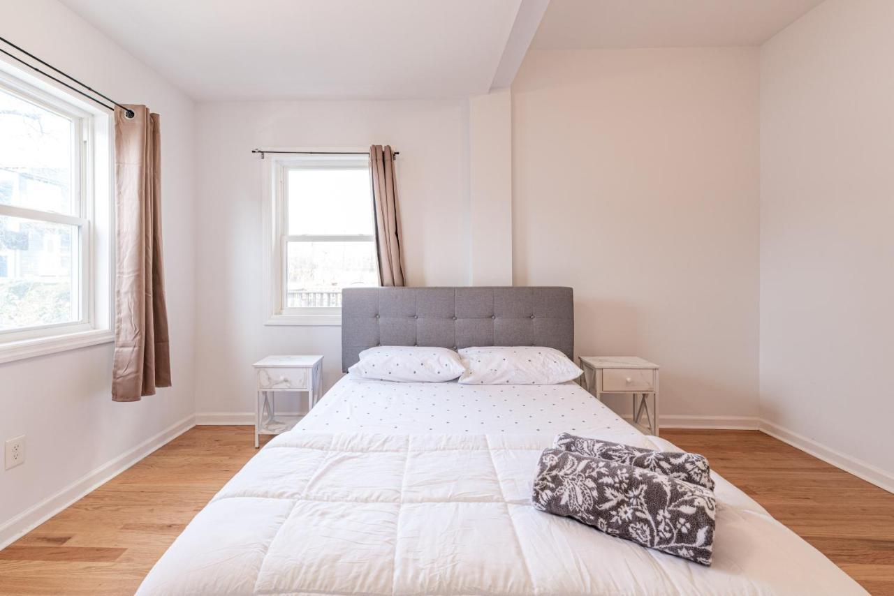 Tranquil Town House With Parking And Laundry - Just 25 Minutes To Time Square! Βίλα Τζέρσεϊ Εξωτερικό φωτογραφία