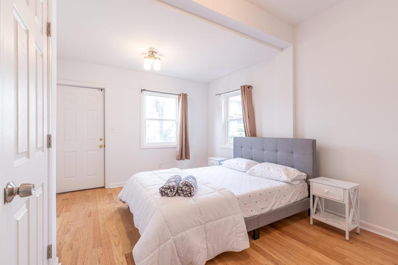 Tranquil Town House With Parking And Laundry - Just 25 Minutes To Time Square! Βίλα Τζέρσεϊ Εξωτερικό φωτογραφία